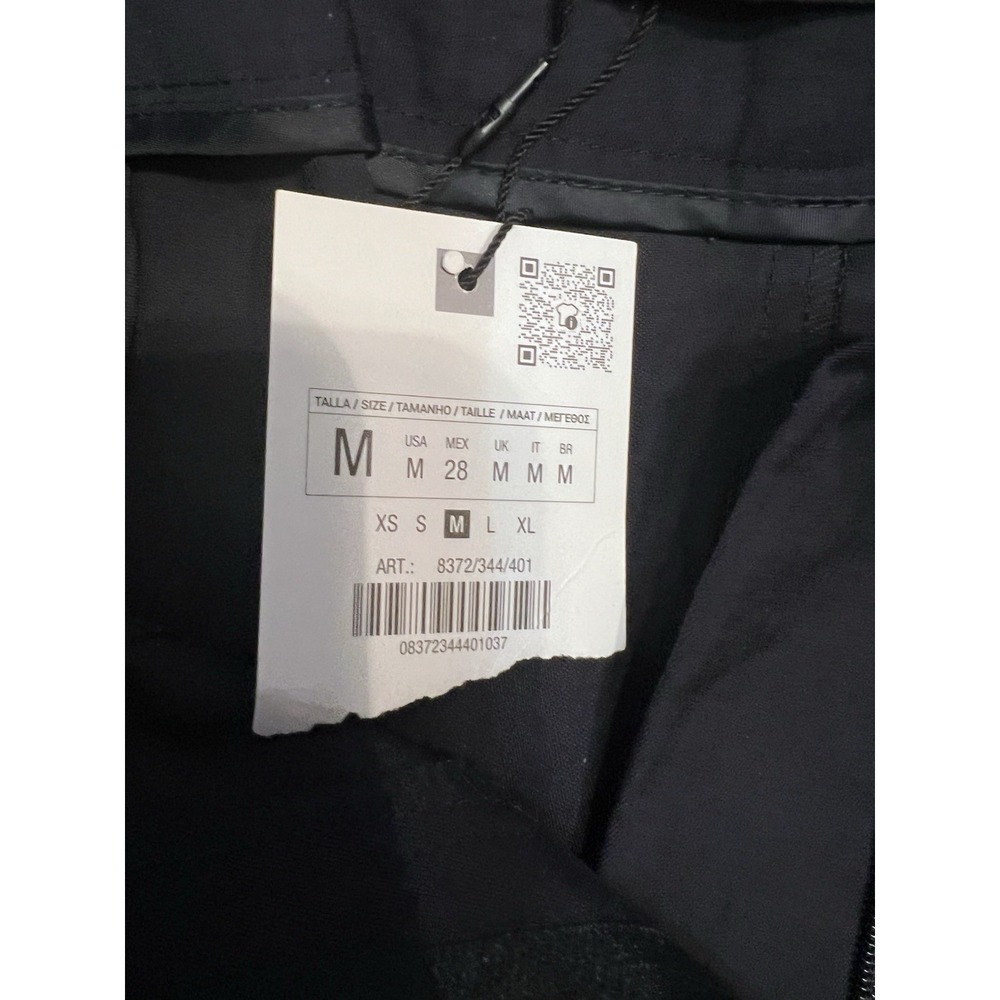 Zara Navy Blue High-Waist Shorts with Tan Belt - Picture 8 of 10